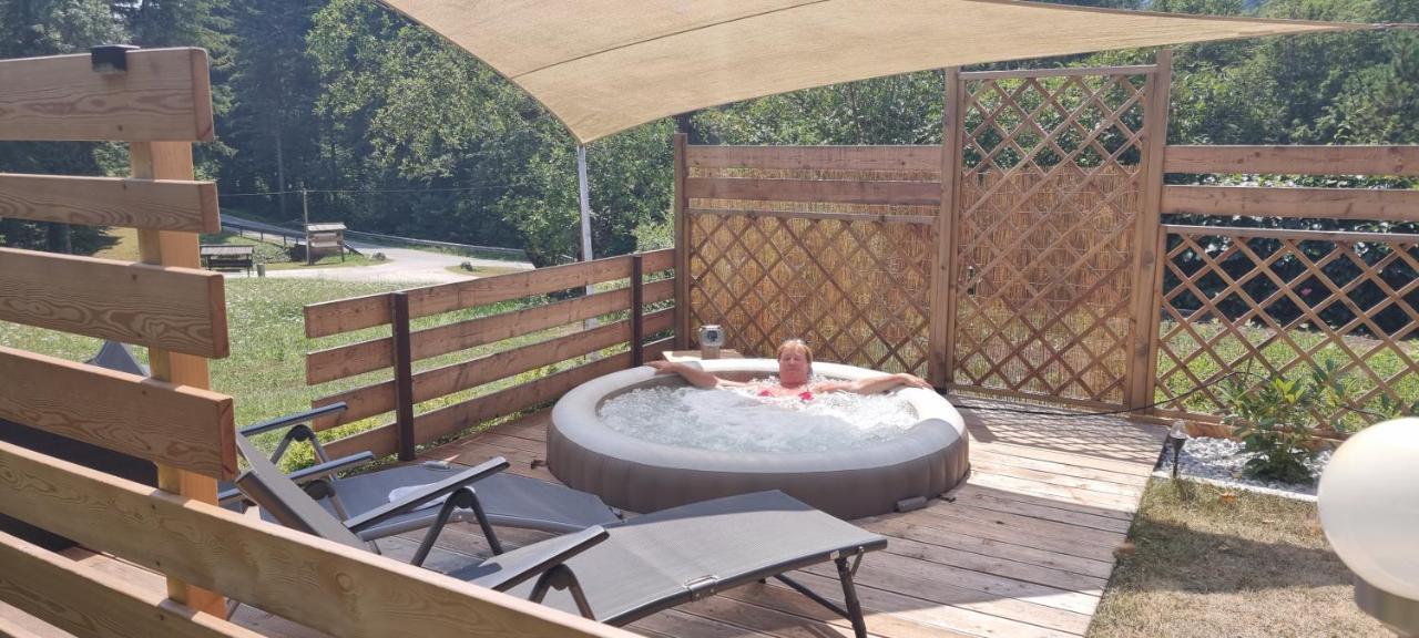 Lepa Lopa Resort Stahovica Exteriör bild