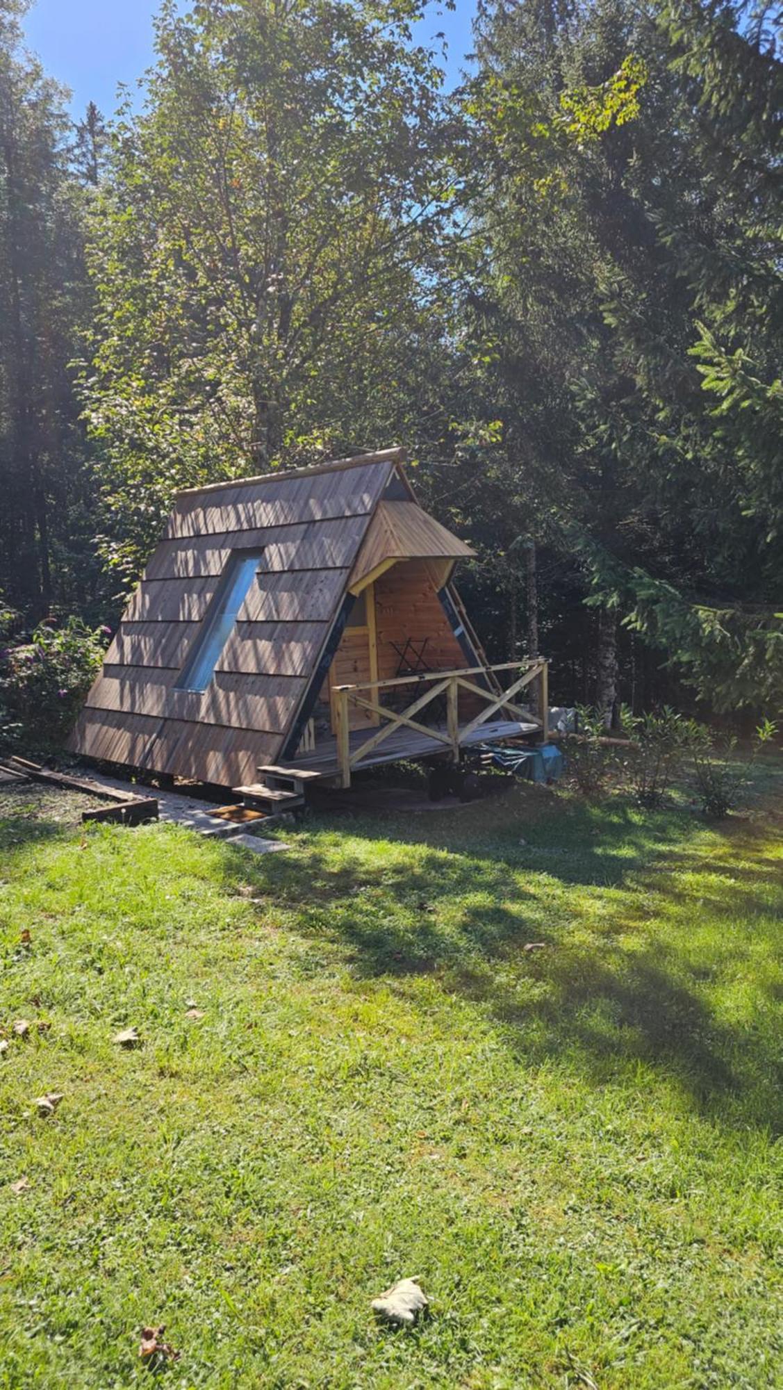 Lepa Lopa Resort Stahovica Rum bild