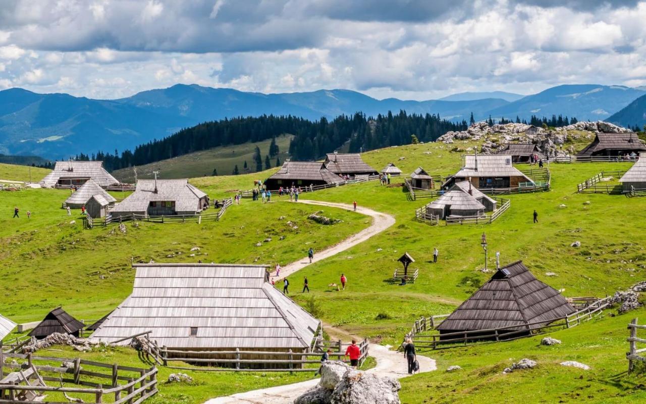Lepa Lopa Resort Stahovica Exteriör bild